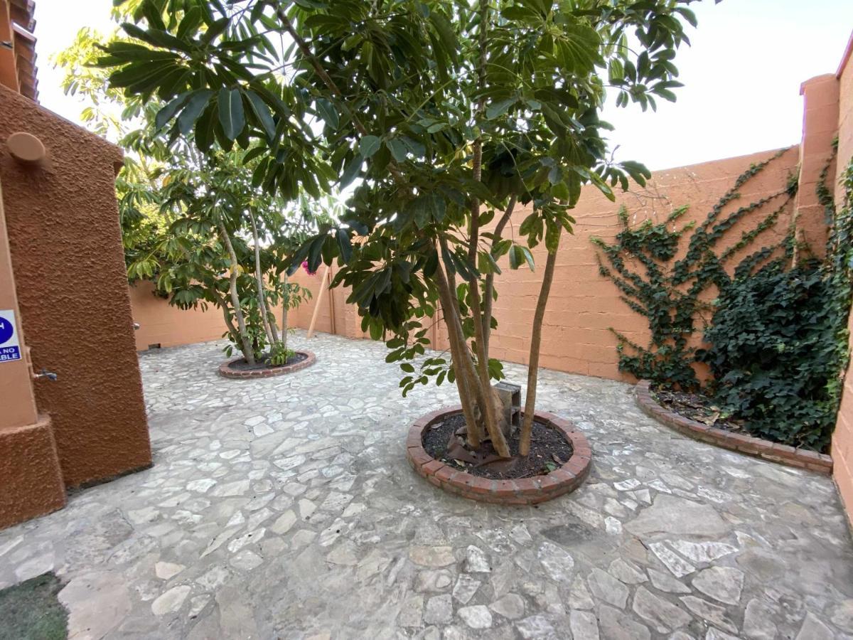Casa Con Jardin Privado Y Piscina Compartida Villa Cádiz Exteriör bild